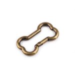 karabiner, 28*48 mm ÓSÁRGARÉZ színű, CSONT alakú