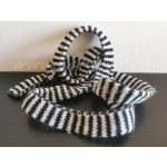 sál, manóláb vagy kéz készítéséhez cső alakú kötött méteráru - FEKETE és FEHÉR csíkos (2 cm)